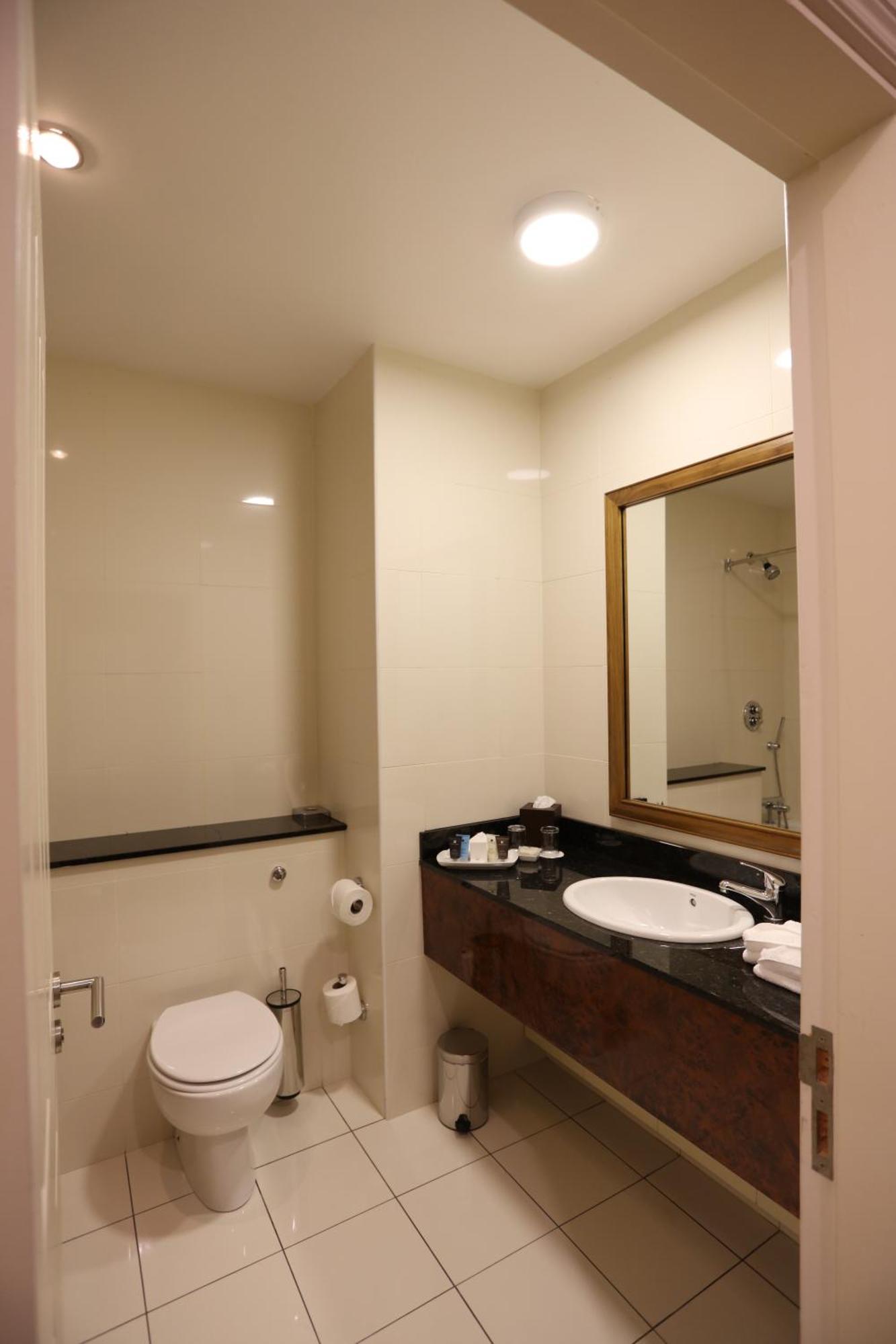 Vaughan Lodge Hotel Lahinch Eksteriør billede